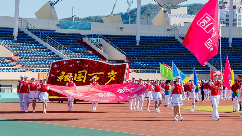 追求卓越，奮勇爭先，聯(lián)橋集團在高新區(qū)第九屆運動會上精彩綻放 奪得團體亞軍(圖2)
